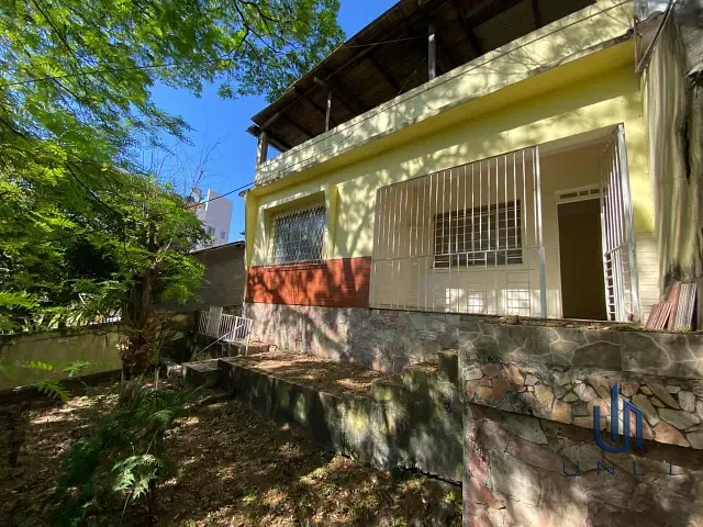 Casa 3 quartos e 2 banheiros, à venda, no bairro São João em Volta Redonda
