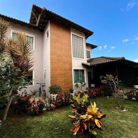 Casa com 300m² 3 quartos e 5 banheiros, à venda, no bairro Ogiva em Cabo Frio