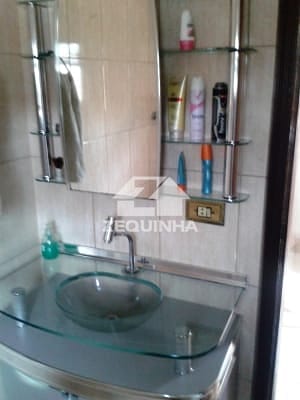 Casa à venda com 3 quartos, 210m² - Foto 5