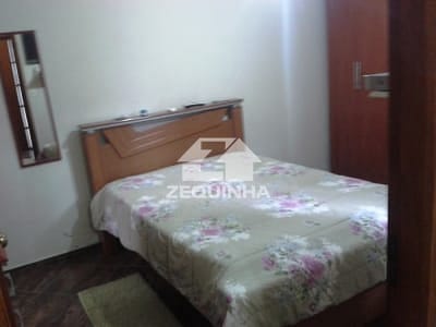 Casa à venda com 3 quartos, 210m² - Foto 11