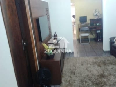 Casa à venda com 3 quartos, 210m² - Foto 10