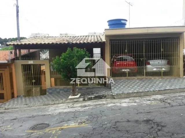 Casa com 250m² 3 quartos e 1 banheiro, à venda, no bairro Jardim Oriental em Osasco