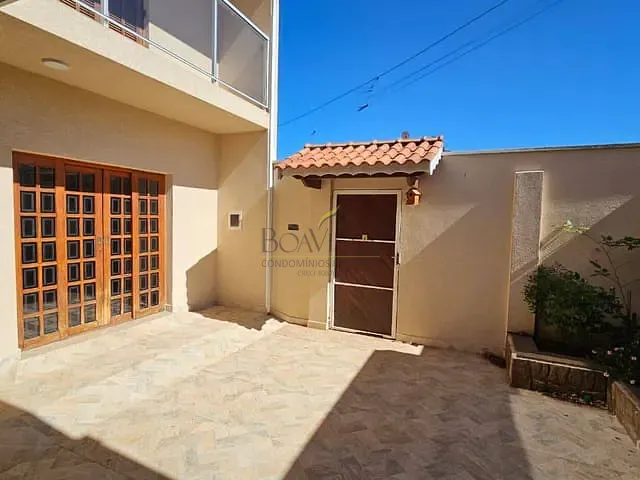 Casa 3 quartos e 4 banheiros, à venda, no bairro Jardim Santo Afonso em Piracaia