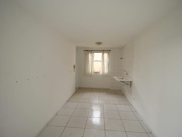 Casa com 103m² 2 quartos e 1 banheiro, à venda, no bairro Ronda em Ponta Grossa