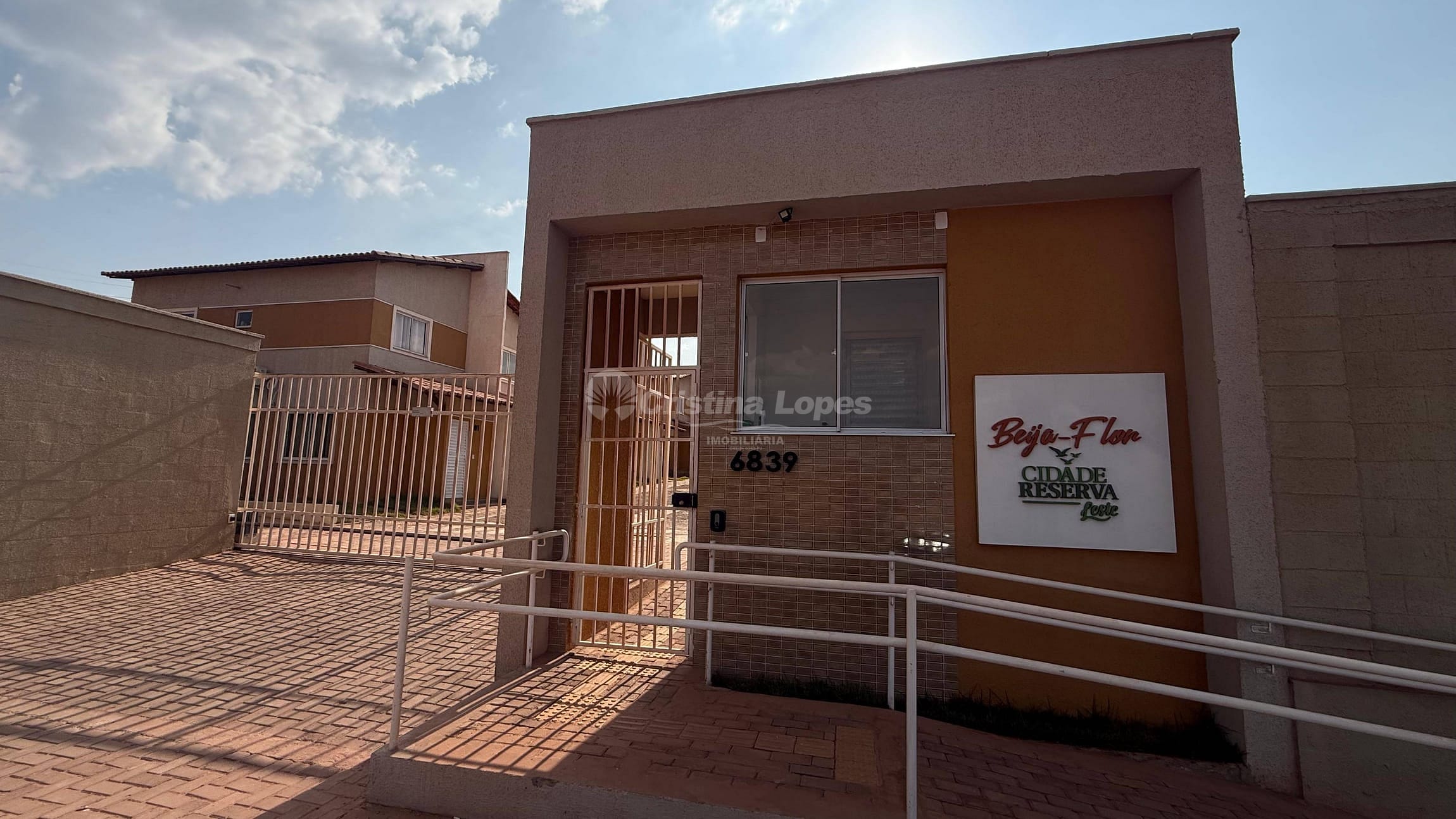 Casa, 2 quartos, 60 m² - Foto 1