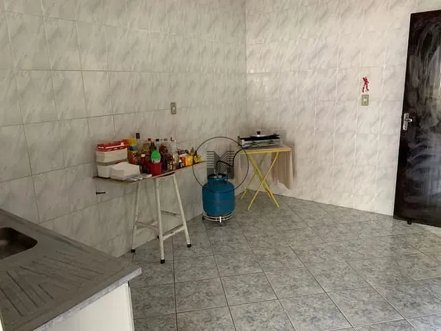 Casa com 392m² 1 quarto e 1 banheiro, à venda, no bairro Campo do Galvão em Guaratinguetá