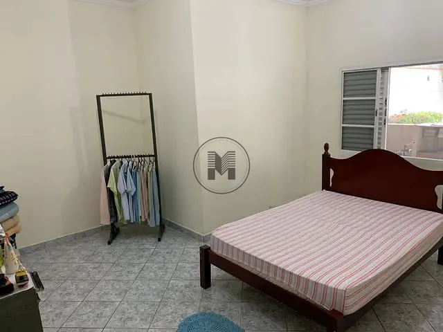 Casa com 392m² 1 quarto e 1 banheiro, à venda, no bairro Campo do Galvão em Guaratinguetá