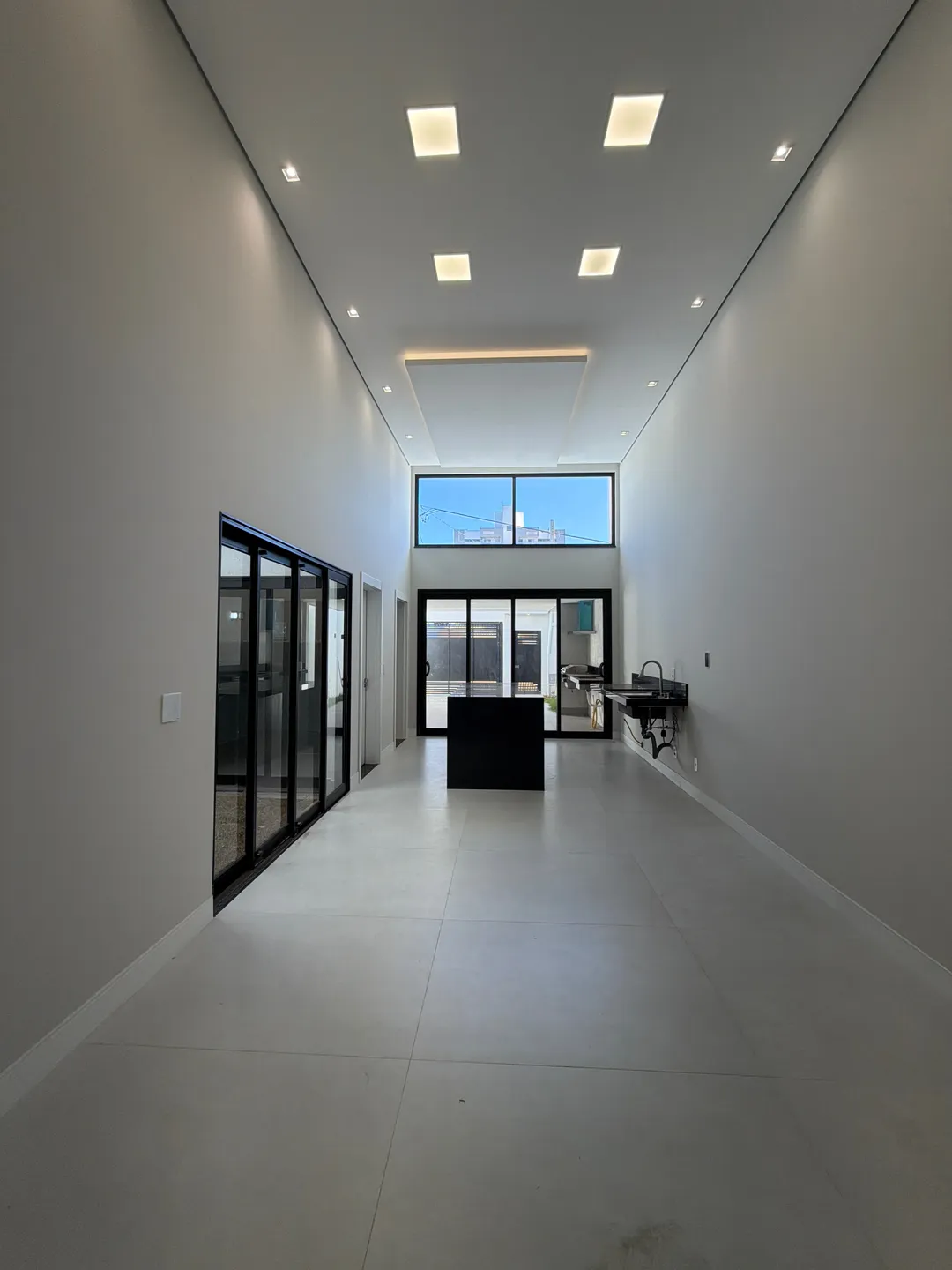 Casa, 3 quartos, 141 m² - Foto 1
