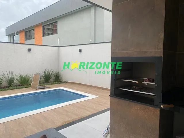 Casa com 260m² 4 quartos e 4 banheiros, à venda, no bairro Urbanova em São José dos Campos