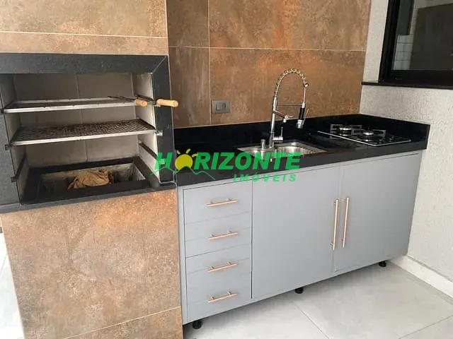 Casa com 260m² 4 quartos e 4 banheiros, à venda, no bairro Urbanova em São José dos Campos