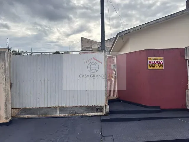 Casa com 250m² 3 quartos e 2 banheiros, para alugar, no bairro Jardim Alto da Boa Vista em Rolândia