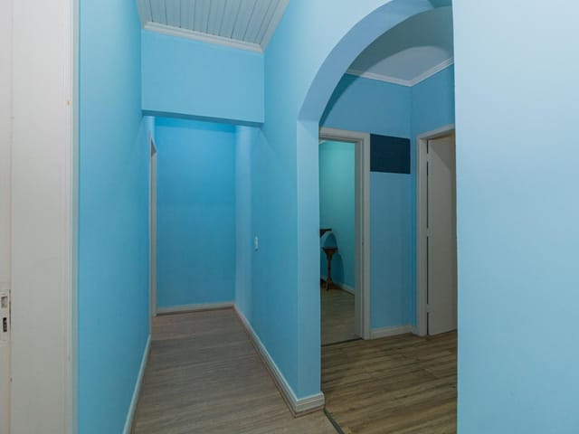 Casa 4 quartos e 5 banheiros, para alugar, no bairro Campo Comprido em Curitiba