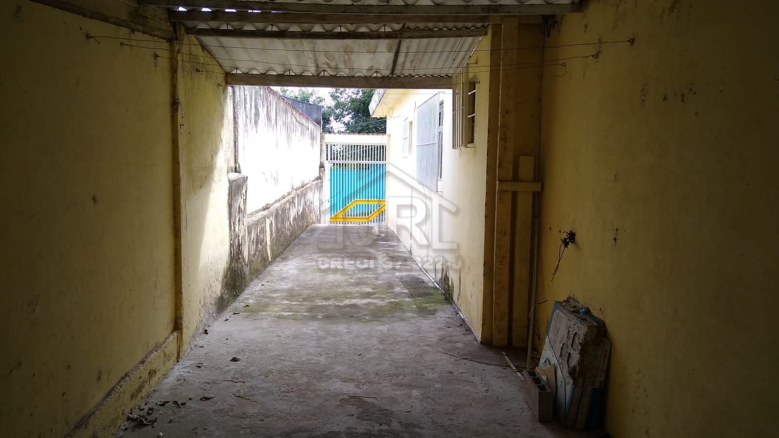 Casa à venda com 3 quartos, 90m² - Foto 4