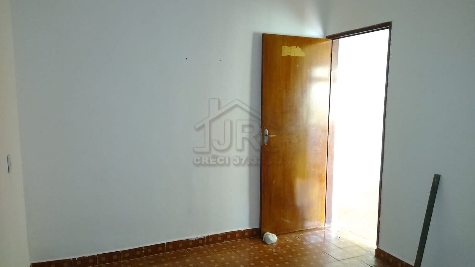 Casa à venda com 3 quartos, 90m² - Foto 13