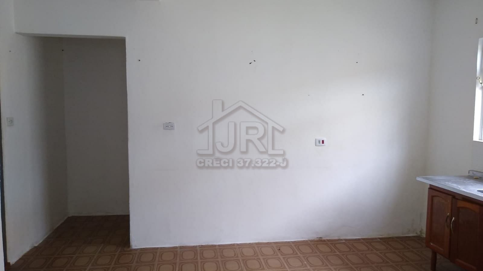 Casa à venda com 3 quartos, 90m² - Foto 11