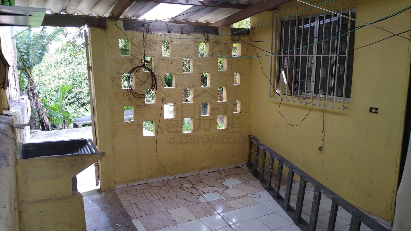 Casa à venda com 3 quartos, 90m² - Foto 27