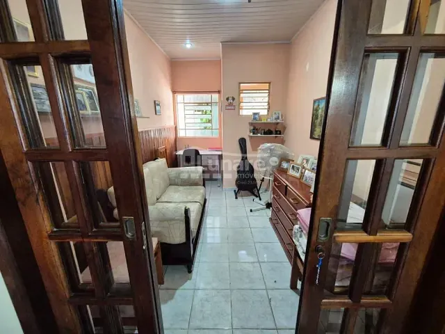 Casa com 228m² 3 quartos e 2 banheiros, à venda, no bairro Centro em Mogi das Cruzes