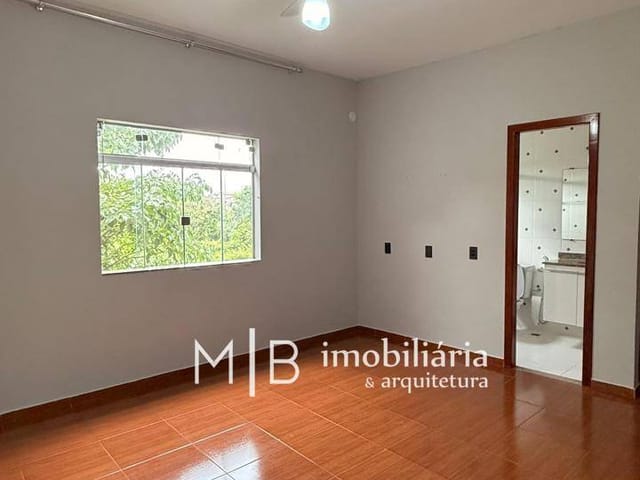 Casa com 300m² 2 quartos e 2 banheiros, à venda ou para alugar, no bairro Morada do Sol em Lavras