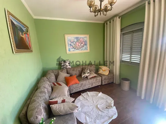 Casa 4 quartos e 1 banheiro, à venda, no bairro Cruzeiro em Itajubá