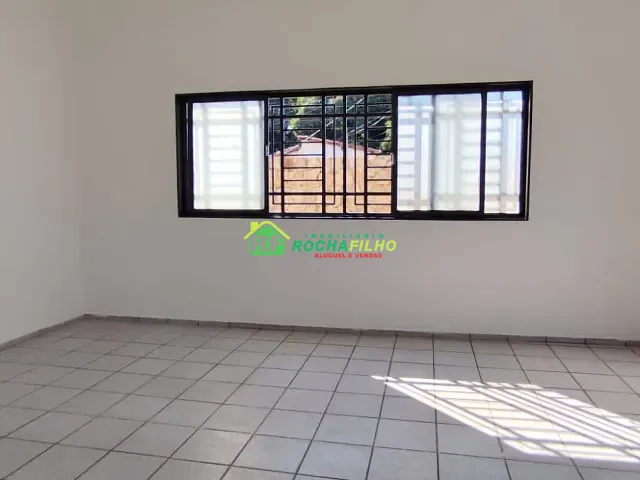 Casa com 330m², à venda, no bairro Marquês de Paranaguá em Teresina