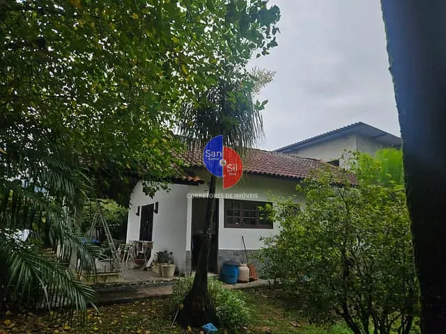 Casa com 450m² 2 quartos e 2 banheiros, à venda, no bairro Vale Jequitibá em Guapimirim