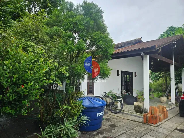 Casa com 450m² 2 quartos e 2 banheiros, à venda, no bairro Vale Jequitibá em Guapimirim