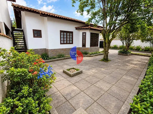 Casa com 450m² 2 quartos e 2 banheiros, à venda, no bairro Vale Jequitibá em Guapimirim