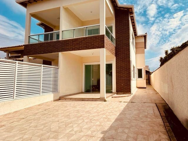 Casa com 270m² 2 quartos e 3 banheiros, à venda, no bairro Jardim Excelsior em Cabo Frio