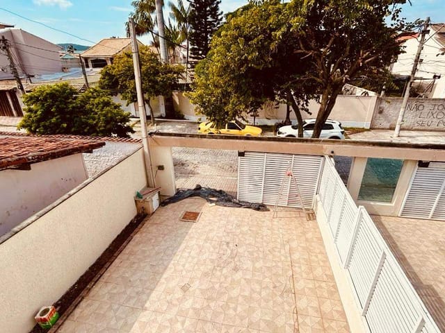 Casa com 270m² 2 quartos e 3 banheiros, à venda, no bairro Jardim Excelsior em Cabo Frio