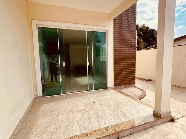 Casa com 270m² 2 quartos e 3 banheiros, à venda, no bairro Jardim Excelsior em Cabo Frio