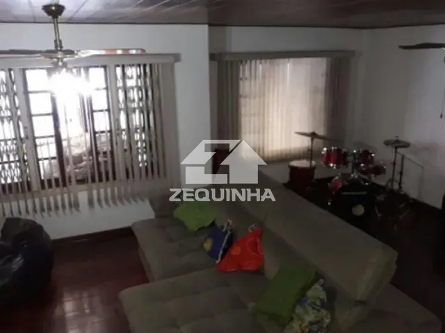 Casa com 173m² 4 quartos e 2 banheiros, à venda, no bairro Vila Yara em Osasco