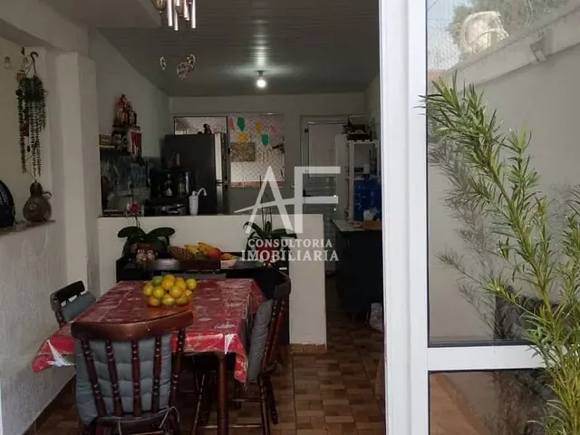 Casa com 324m² 4 quartos e 3 banheiros, à venda, no bairro Jardim da Luz em Taubaté
