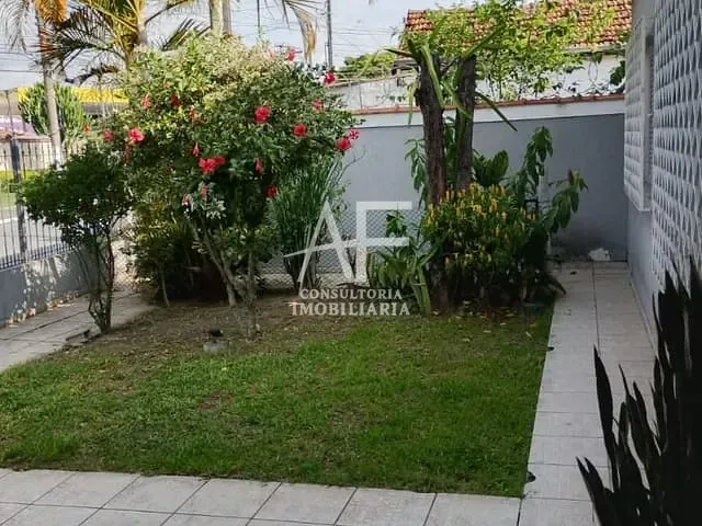 Casa com 324m² 4 quartos e 3 banheiros, à venda, no bairro Jardim da Luz em Taubaté