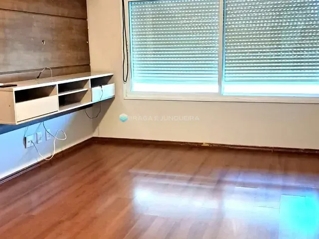 Casa com 340m² 3 quartos e 5 banheiros, para alugar, no bairro Jardim Yolanda em São José do Rio Preto