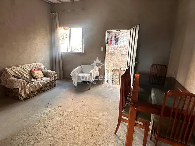 Casa 2 quartos e 2 banheiros, à venda, no bairro Santana do Cafezal em Belo Horizonte
