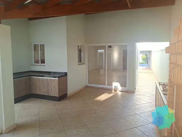 Casa com 360m² 3 quartos e 2 banheiros, à venda, no bairro Jardim Sol D Icaraí em Salto