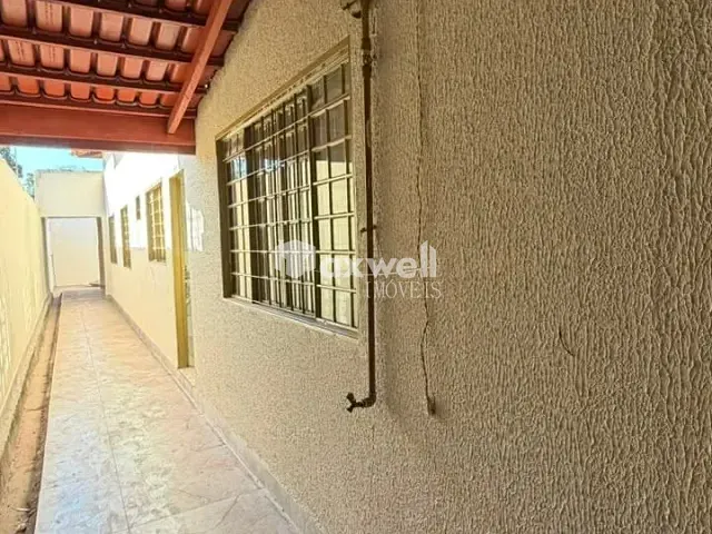 Casa 3 quartos e 2 banheiros, para alugar, no bairro Independência em Aparecida de Goiânia