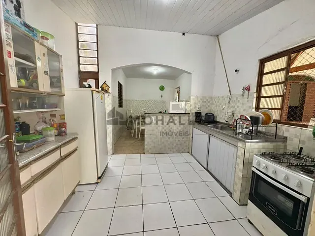 Casa com 200m² 3 quartos e 2 banheiros, à venda, no bairro Vila Isabel em Itajubá