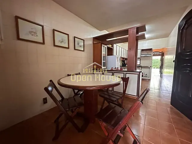 Casa com 486m² 5 quartos e 5 banheiros, à venda, no bairro Jardim Veneza em Volta Redonda