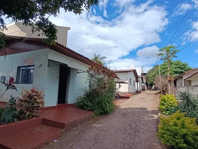Casa com 788m² 3 quartos e 1 banheiro, à venda, no bairro Igrejinha em Apucarana