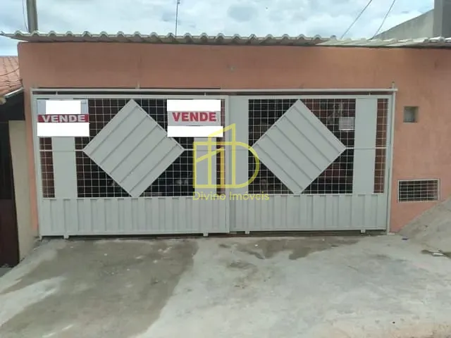 Casa com 125m² 2 quartos e 1 banheiro, à venda, no bairro Jardim Maria Antônia Prado em Sorocaba