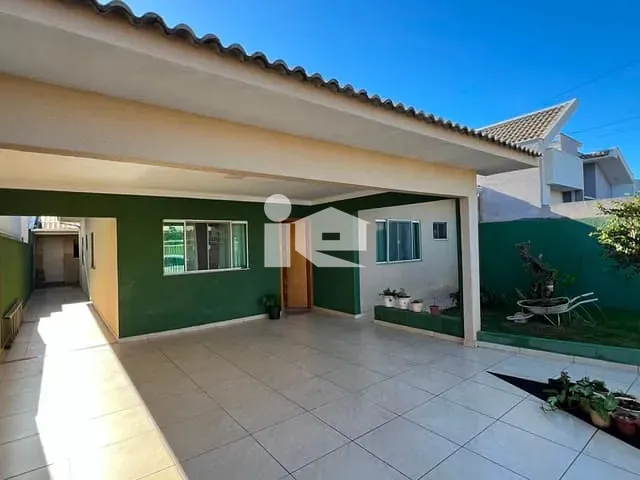 Casa com 250m² 5 quartos e 3 banheiros, à venda, no bairro Jardim Ouro Verde em Rolândia