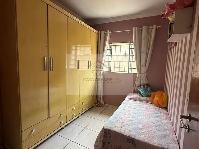 Casa com 150m² 3 quartos e 1 banheiro, à venda, no bairro Jardim Nobre em Rolândia