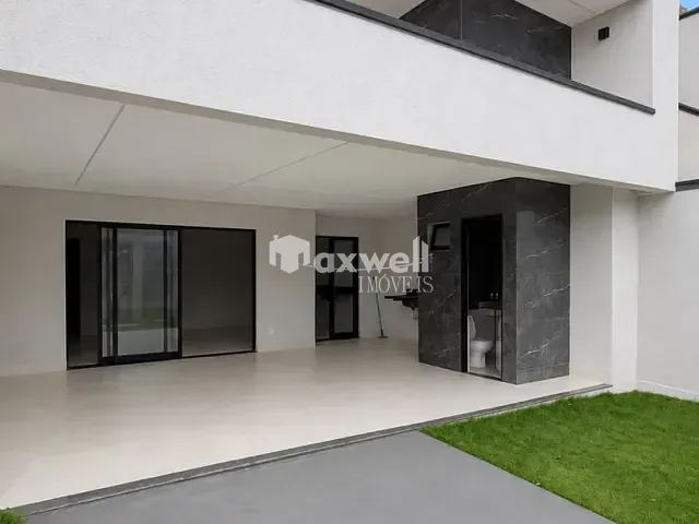 Casa 3 quartos e 3 banheiros, à venda, no bairro Setor Serra Dourada - 3ª Etapa em Aparecida de Goiânia