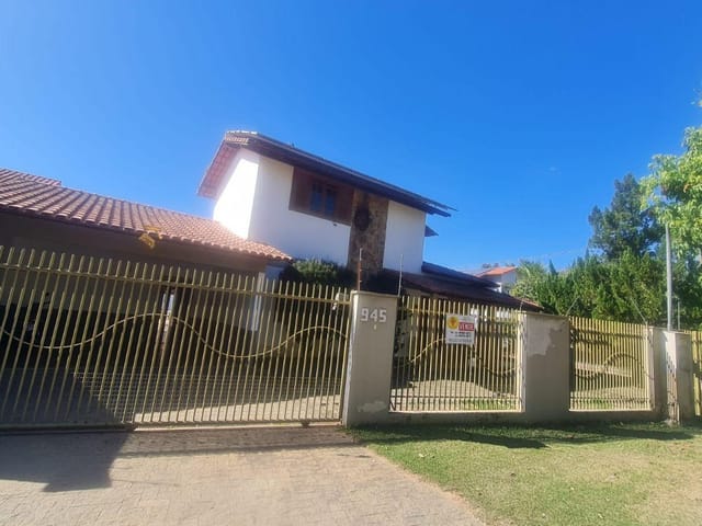 Casa 3 quartos e 3 banheiros, à venda, no bairro Jardim Santa Cristina em Cataguases