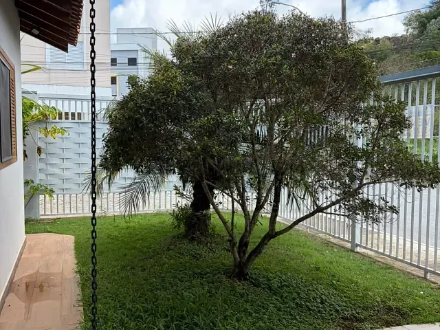 Casa 3 quartos e 4 banheiros, à venda, no bairro Nossa Senhora da Agonia em Itajubá