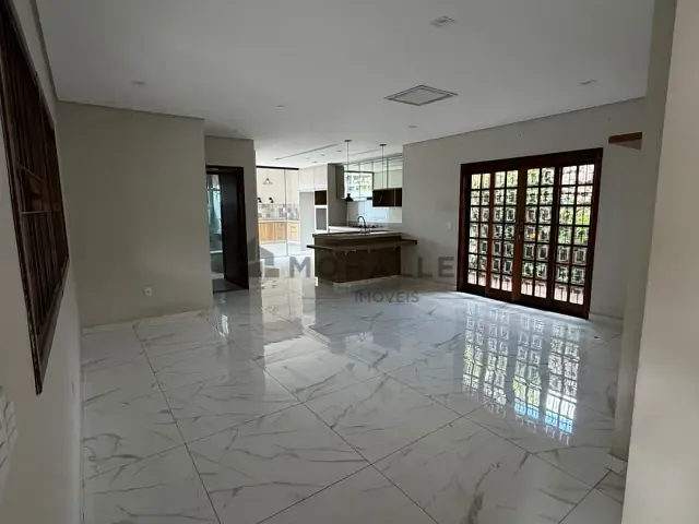 Casa 3 quartos e 4 banheiros, à venda, no bairro Nossa Senhora da Agonia em Itajubá