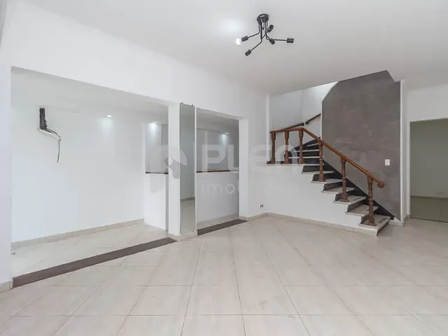 Casa à venda, no bairro Água Fria em São Paulo
