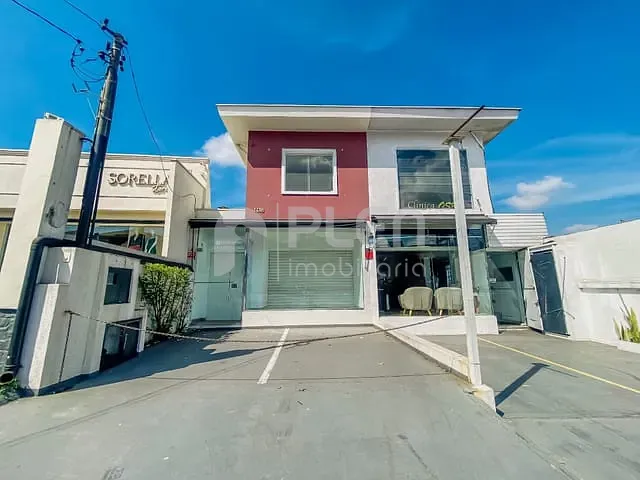 Casa à venda, no bairro Água Fria em São Paulo