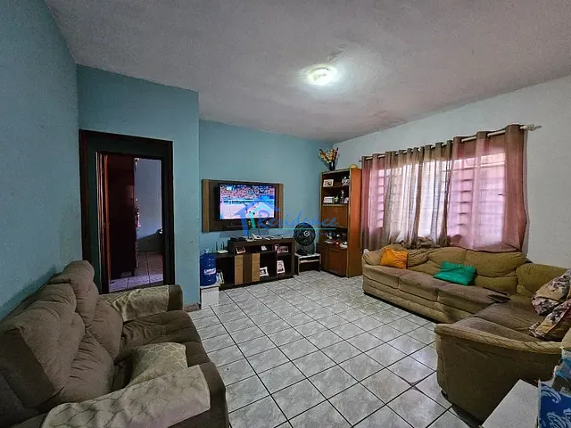 Casa com 300m² 3 quartos e 1 banheiro, à venda, no bairro Parque São Lourenço em Indaiatuba
